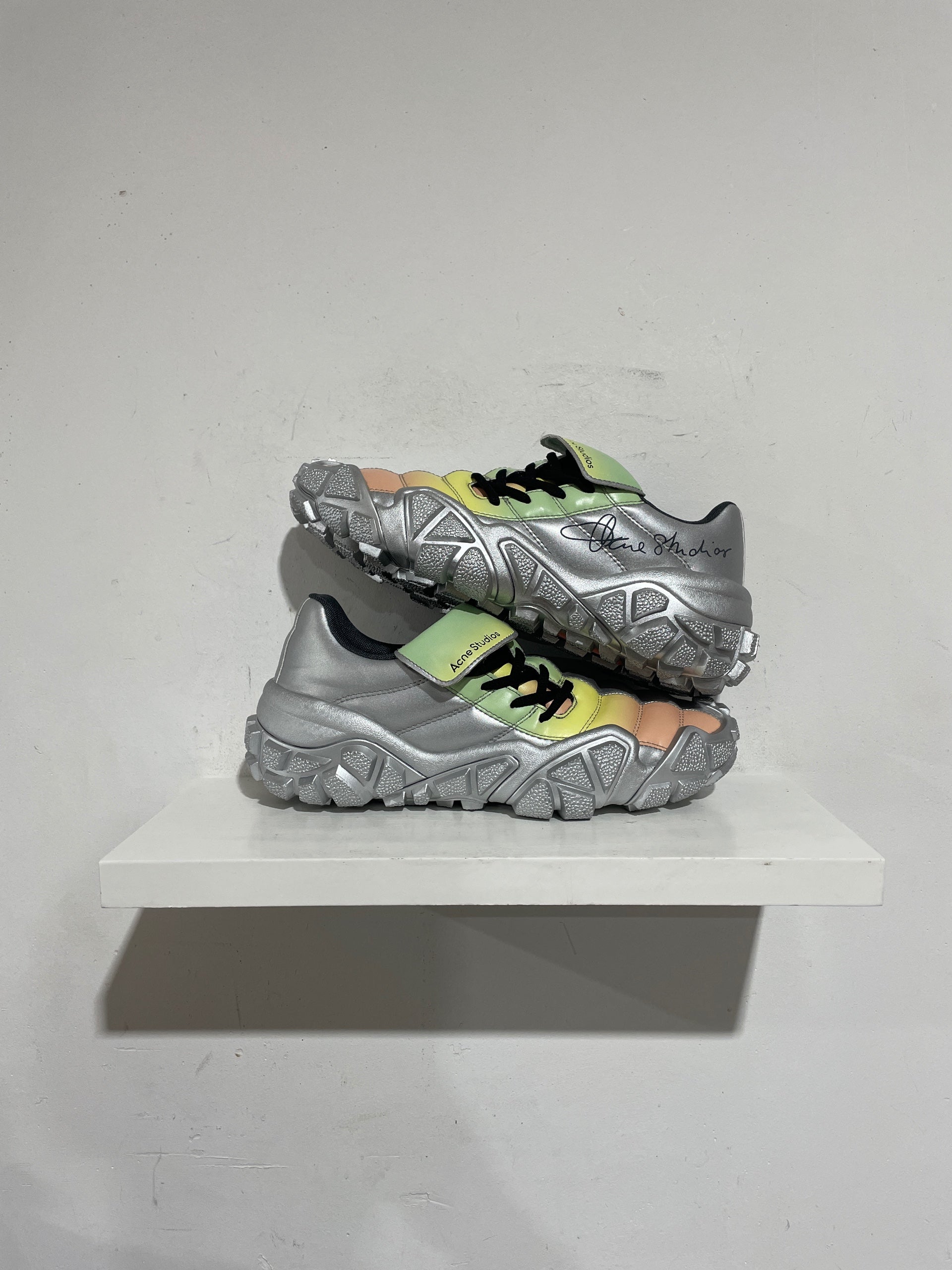 ACNE STUDIOS BOLZTER FOOTBALL LOGO SNEAKER SIZE 42 (9 US) PREOWNED